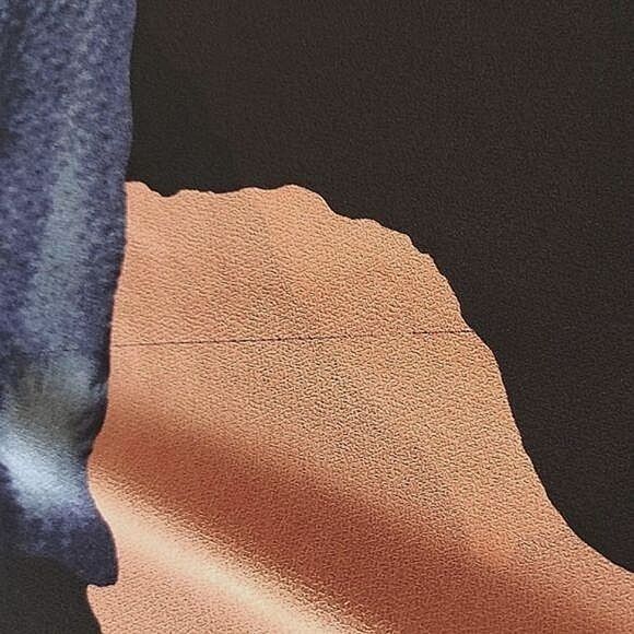 DKNY sheer sleeveless multicolour abstract pattern sleeveless blouse size M - Picture 14 of 14